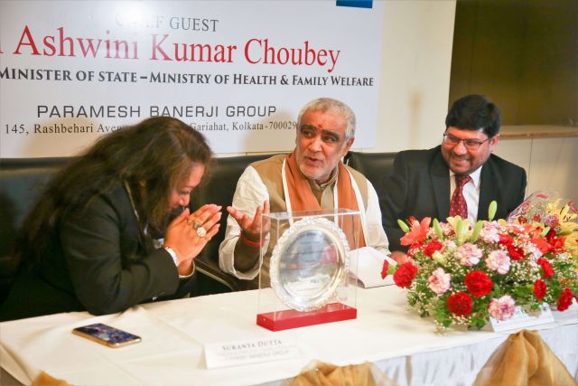 The Honourable Minister Shri Ashwini Kumar Choubey, Dr Paramesh Banerji and Ms Sukanya Dutta (Director of Operations) at the head table  